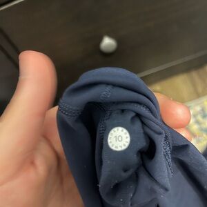 Size 10 lululemon navy blue 25 in Align leggings